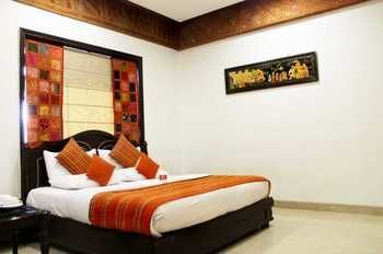 Oyo Premium Rajouri Garden Janta Market นิวเดลี ภายนอก รูปภาพ